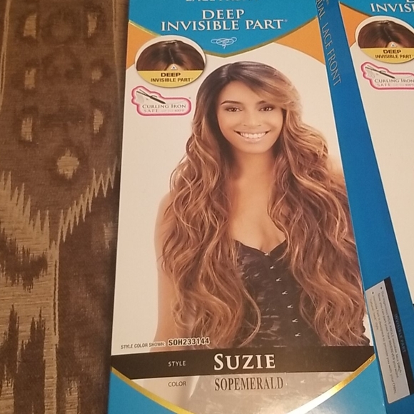 Freetress Accessories - Lace front wig